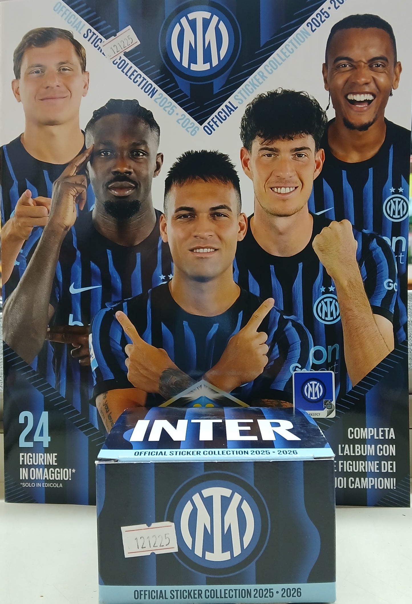 INTER OFFICIAL STICKER COLLECTION 2025/26 - BOX 50 BUSTINE FIGURINE + ALBUM