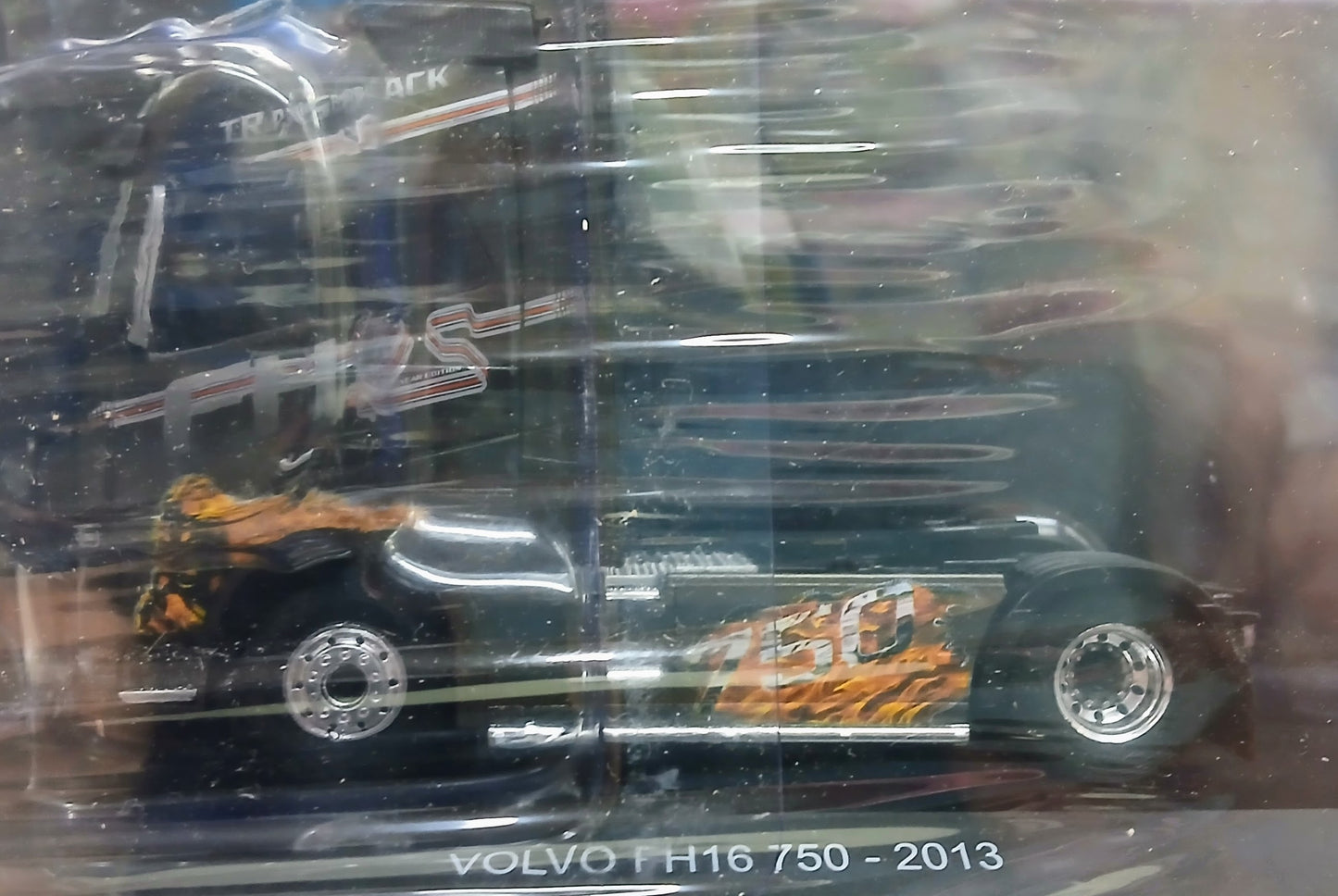 TRUCK TUNING COLLECTION VOL.34 -VOLVO FH 25 YEAR