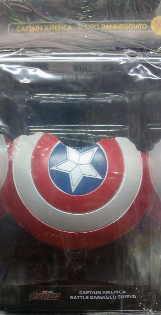 MARVEL Movie Museum VOL. 51 - CAPTAIN AMERICA - SCUDO DANNEGGIATO